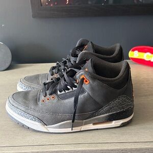 Jordan 3 Retro
Fear Pack (2023)